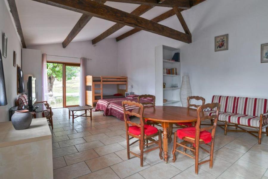 فيلا Domaine De La Marie Dans Le Luberon Peypin-d'Aigues المظهر الخارجي الصورة